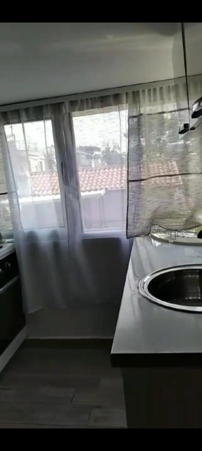 Mimoza Appartament Golem  Εξωτερικό φωτογραφία